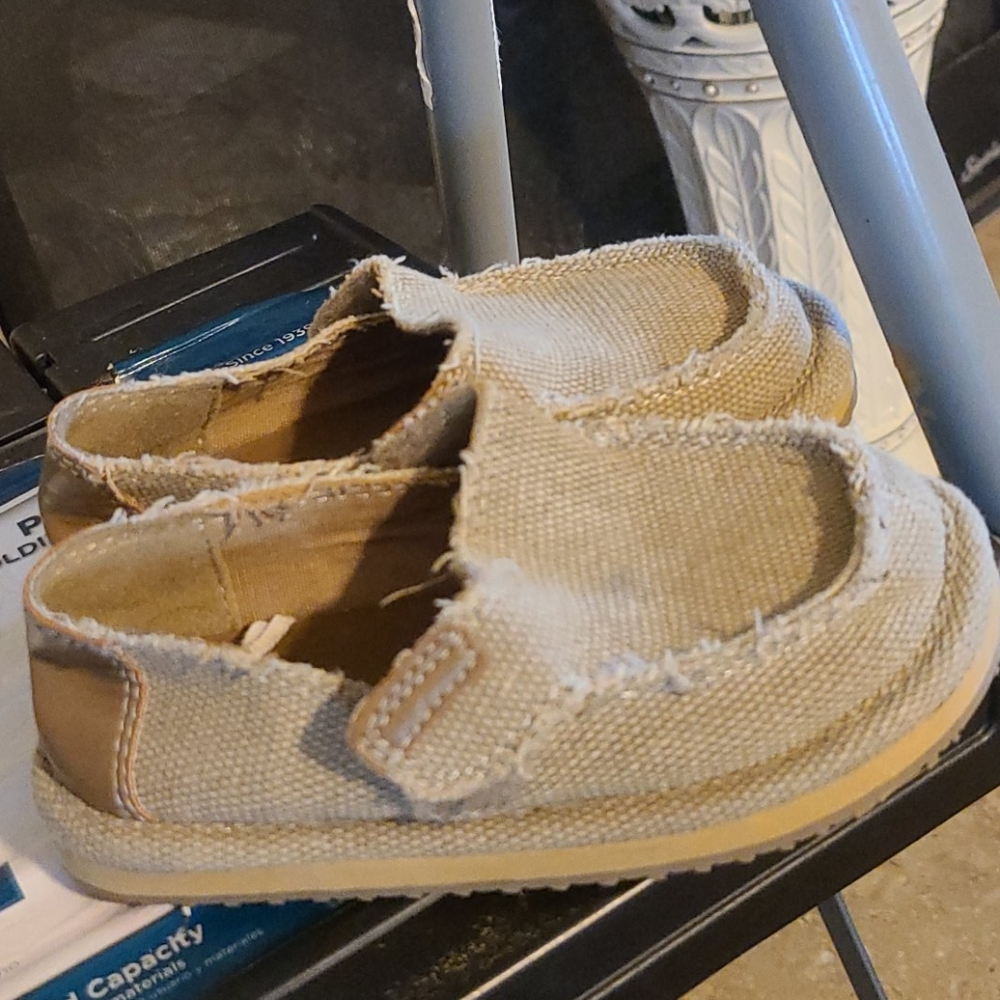 Slip on shoes